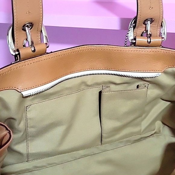 COACHF13732LeatherShoulderBag - Picture 10 of 14